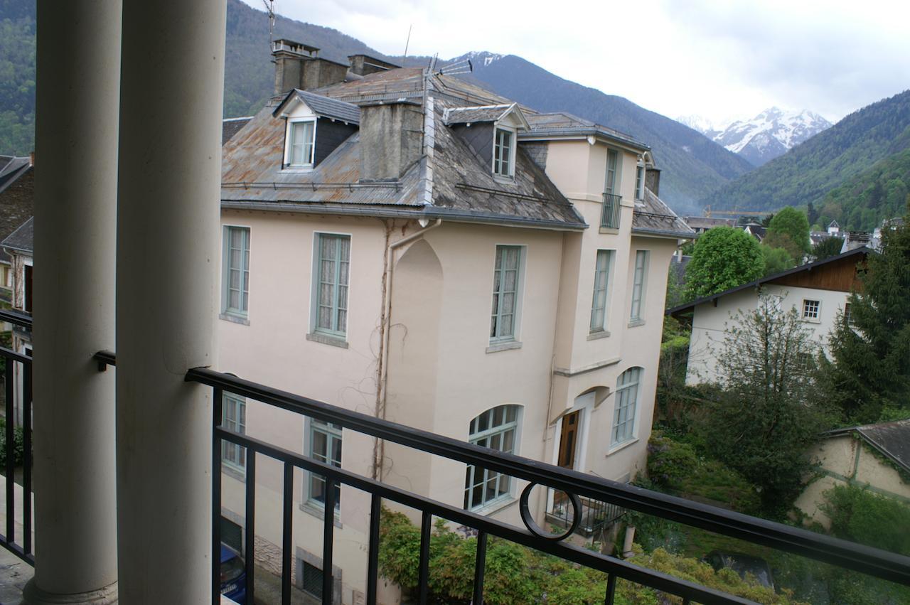 Hôtel Céleste Bagnères-de-Luchon Habitación foto